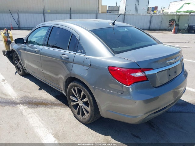 Продаж на аукціоні авто 2012 Chrysler 200 S, vin: 1C3CCBHG0CN305107, номер лоту: 45547056