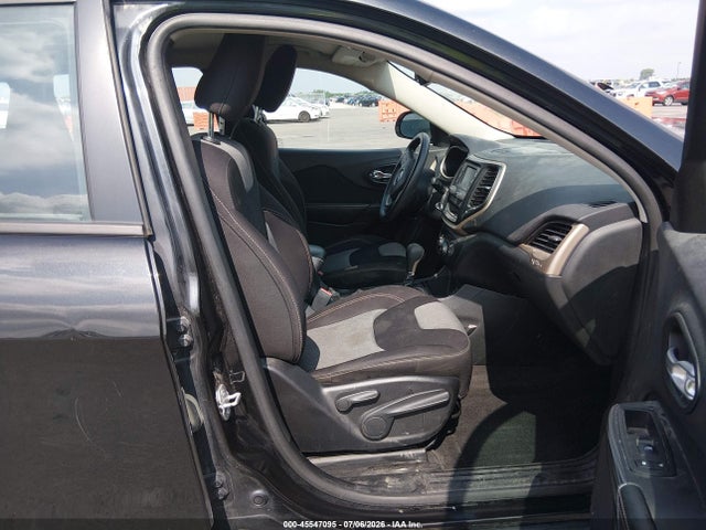 45547095 :رقم المزاد ، 1C4PJLAB0FW643743 vin ، 2015 Jeep Cherokee Sport مزاد بيع