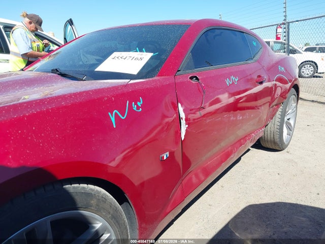 Chevrolet Camaro 1lt 2018 1G1FB1RX9J0184777 Image 18