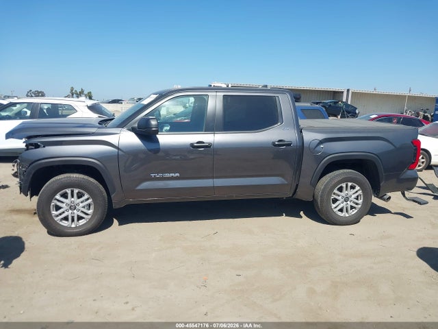 Продаж на аукціоні авто 2025 Toyota Tundra Sr5, vin: 5TFLA5DB5SX302848, номер лоту: 45547176
