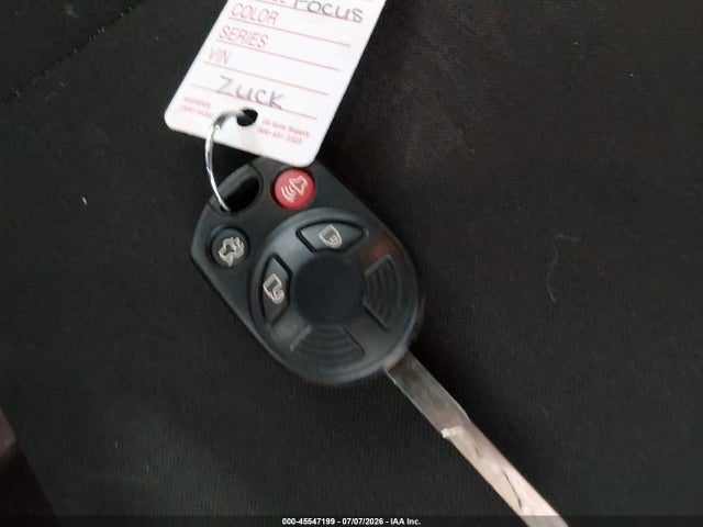 Ford FOCUS SE 2018 1FADP3K20JL230379 Image 11