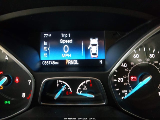 Ford FOCUS SE 2018 1FADP3K20JL230379 Image 15