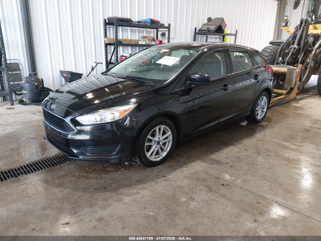 Ford FOCUS SE 2018 1FADP3K20JL230379 Image 2