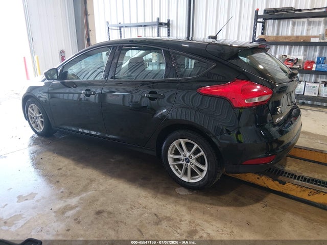 Ford FOCUS SE 2018 1FADP3K20JL230379 Image 3