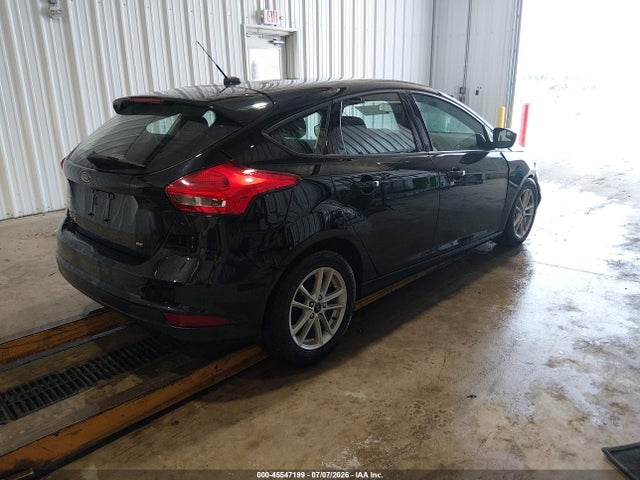 Ford FOCUS SE 2018 1FADP3K20JL230379 Image 4