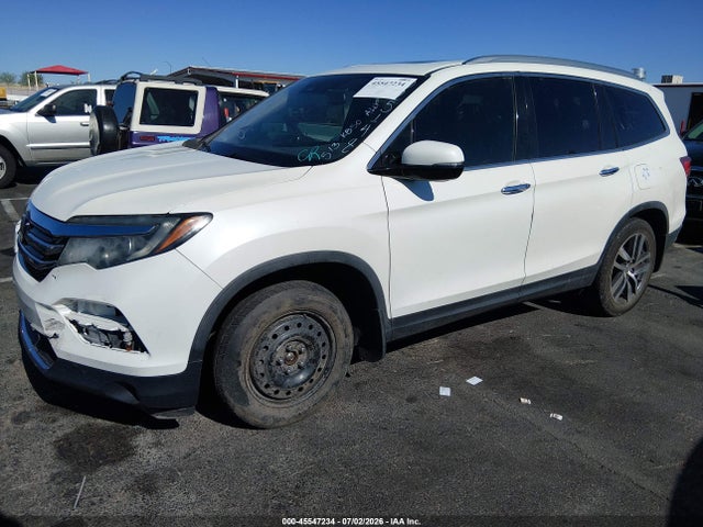 Honda Pilot Touring 2017 5FNYF5H93HB025148 Image 2