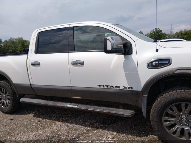 1N6BA1F40HN565656 Nissan Titan Xd Platinum Reserve Diesel