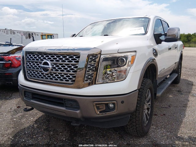 1N6BA1F40HN565656 Nissan Titan Xd Platinum Reserve Diesel