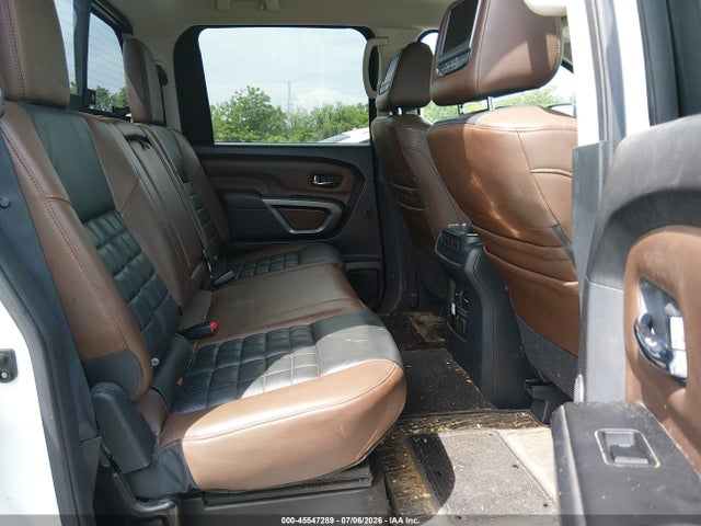 1N6BA1F40HN565656 Nissan Titan Xd Platinum Reserve Diesel