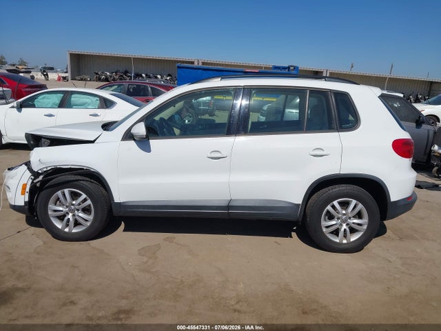 Volkswagen TIGUAN S 2016 WVGAV7AX4GW601666 Image 14