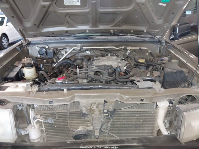 2001 Nissan Xterra Xe მანქანა იყიდება აუქციონზე, vin: 5N1ED28Y41C590778, აუქციონის ნომერი: 45547421