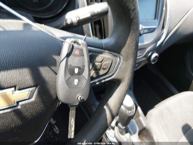 1G1BE5SM2H7203703 Chevrolet Cruze Lt Auto