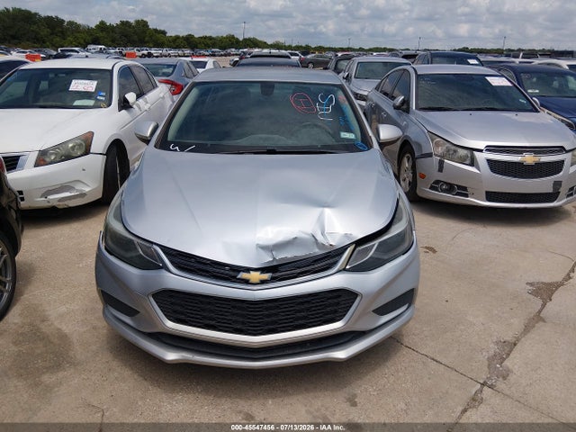 1G1BE5SM2H7203703 Chevrolet Cruze Lt Auto