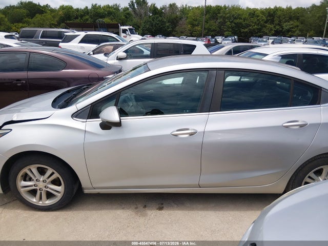 1G1BE5SM2H7203703 Chevrolet Cruze Lt Auto