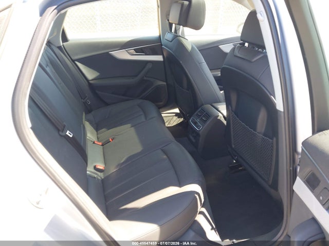 Audi A4 Premium Plus 2017 WAUENAF48HN039468 Image 8