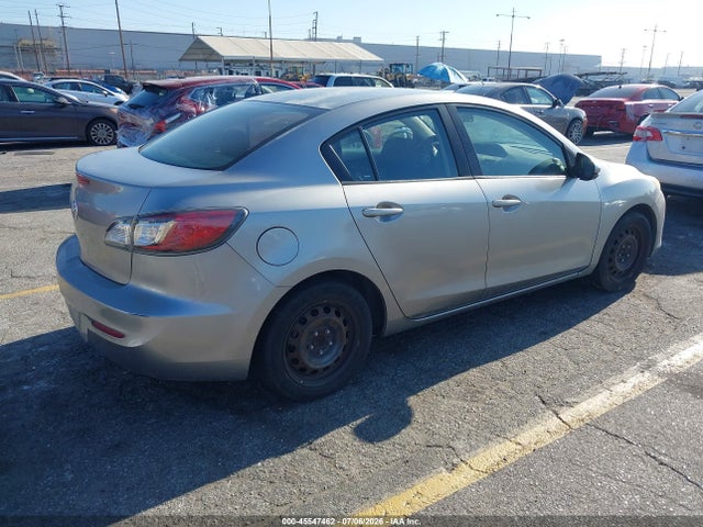 Продажа на аукционе авто 2012 Mazda Mazda3 I Sport, vin: JM1BL1UF1C1537978, номер лота: 45547462