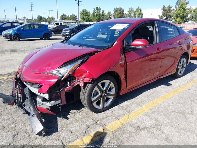 Toyota Prius Four Touring 2017 JTDKARFUXH3532659 Image 2