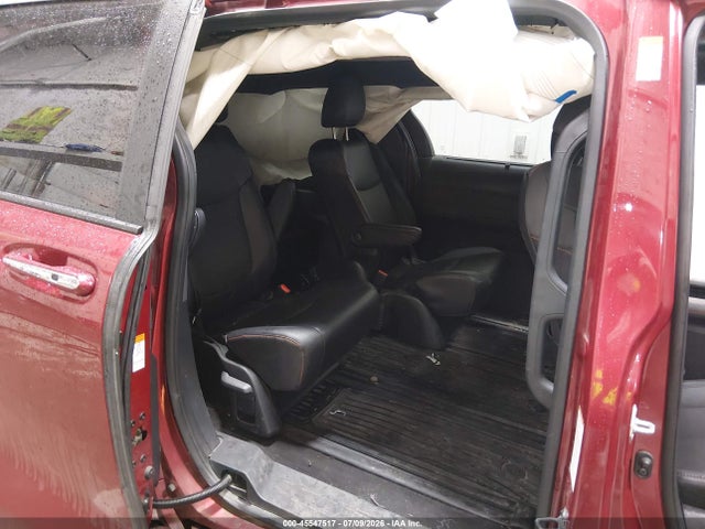 5TDDSKFC7PS085161 Toyota Sienna Xse