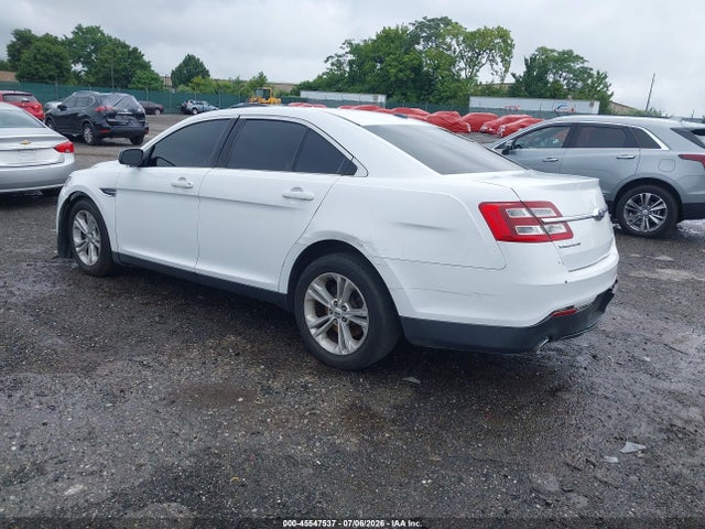 Ford TAURUS SE 2015 1FAHP2D88FG188850 Image 3