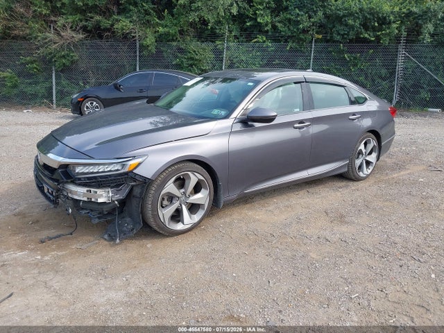 1HGCV2F99JA030112 Honda Accord Touring 2.0t