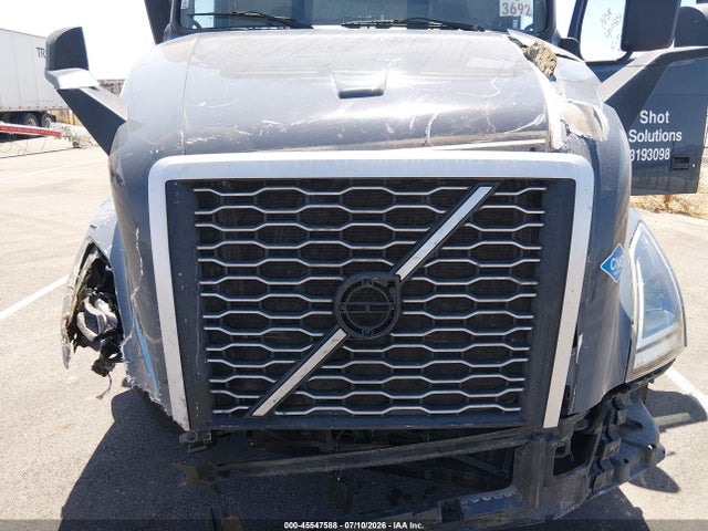 Volvo VNL 2022 4V4NC9UG2NN302722 Image 9
