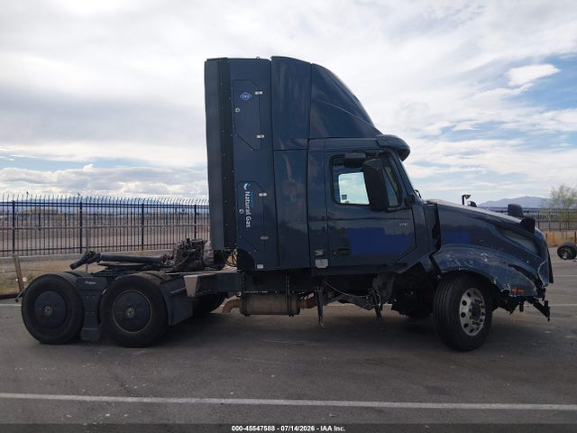 Volvo VNL 2022 4V4NC9UG2NN302722 Image 14