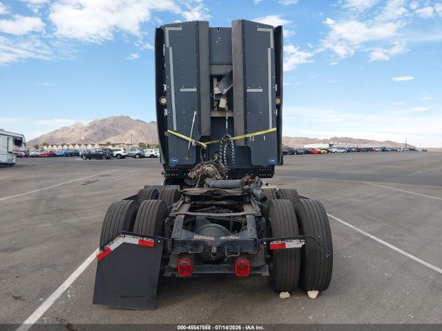Volvo VNL 2022 4V4NC9UG2NN302722 Image 16