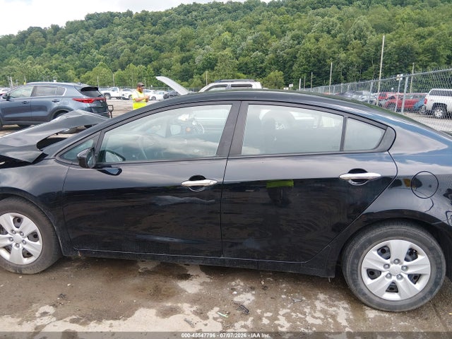 Продажа на аукционе авто 2017 Kia Forte Lx, vin: 3KPFK4A74HE104436, номер лота: 45547796