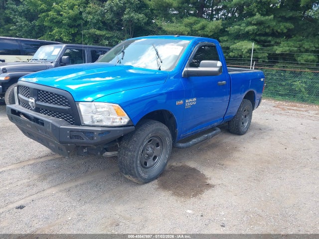 3C6JR7AT4MG647988 RAM 1500 Classic Tradesman 4x4 6&#039;4 Box