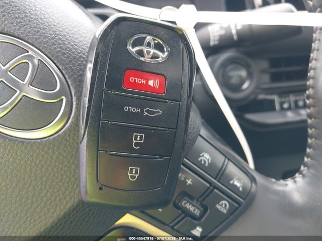 2025 Toyota Crown Limited მანქანა იყიდება აუქციონზე, vin: JTDAAAAF8S3033100, აუქციონის ნომერი: 45547916