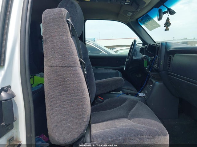 2000 Gmc Sierra 1500 Sle მანქანა იყიდება აუქციონზე, vin: 2GTEC19T4Y1221486, აუქციონის ნომერი: 45547918