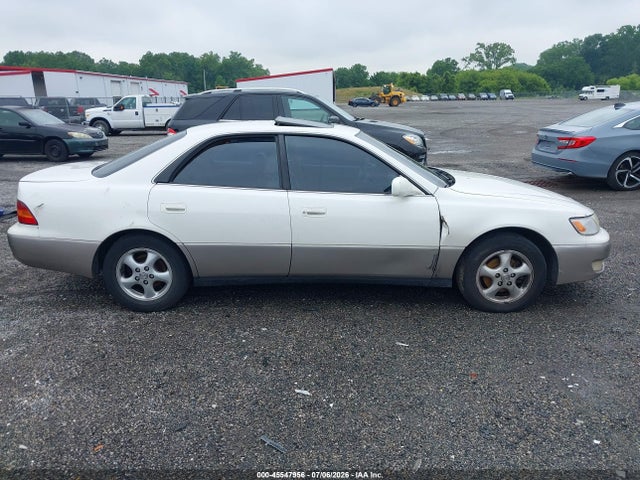 45547956 :رقم المزاد ، JT8BF28G7W5039134 vin ، 1998 Lexus Es 300 مزاد بيع