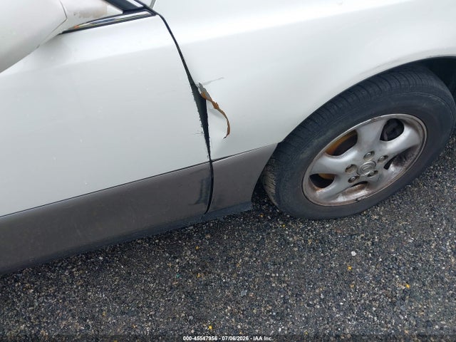 45547956 :رقم المزاد ، JT8BF28G7W5039134 vin ، 1998 Lexus Es 300 مزاد بيع