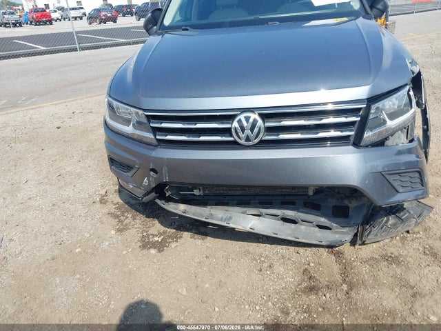 Продаж на аукціоні авто 2018 Volkswagen Tiguan 2.0t S, vin: 3VV0B7AX8JM014968, номер лоту: 45547970
