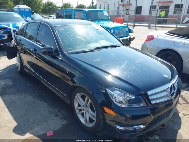 Aukcja sprzedaży 2013 Mercedes-benz C 300 Luxury 4matic/sport 4matic, vin: WDDGF8AB6DR285256, numer aukcji: 45547972