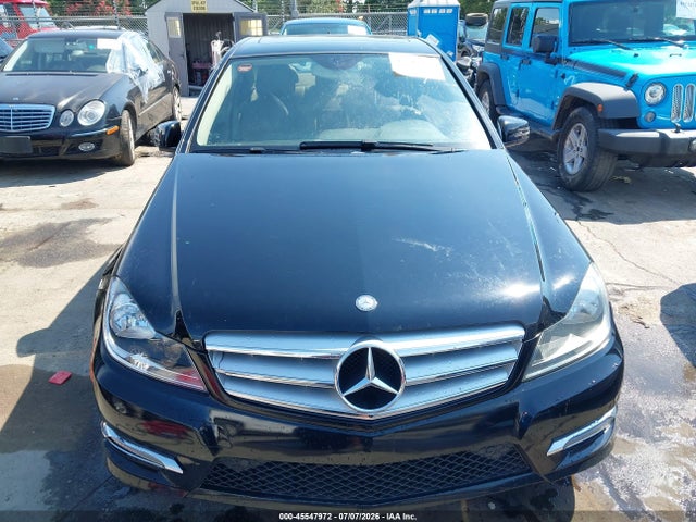 Продажа на аукционе авто 2013 Mercedes-benz C 300 Luxury 4matic/sport 4matic, vin: WDDGF8AB6DR285256, номер лота: 45547972