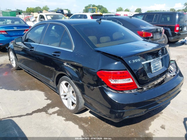 Продажа на аукционе авто 2013 Mercedes-benz C 300 Luxury 4matic/sport 4matic, vin: WDDGF8AB6DR285256, номер лота: 45547972