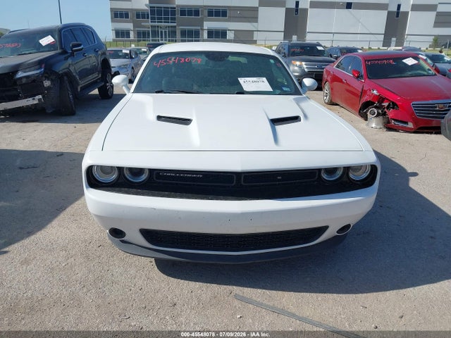 2018 Dodge Challenger Sxt მანქანა იყიდება აუქციონზე, vin: 2C3CDZAG5JH317761, აუქციონის ნომერი: 45548078