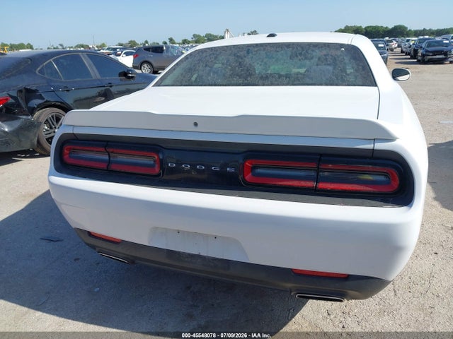 2018 Dodge Challenger Sxt მანქანა იყიდება აუქციონზე, vin: 2C3CDZAG5JH317761, აუქციონის ნომერი: 45548078