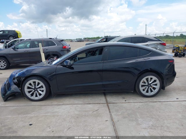 5YJ3E1EA2PF492595 Tesla Model 3 Rear-wheel Drive