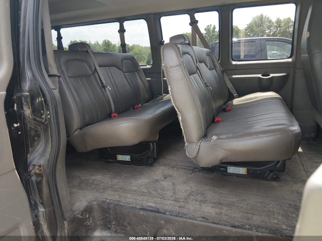 Chevrolet Express 3500 Ls 2017 1GAZGNFFXH1100178 Image 8