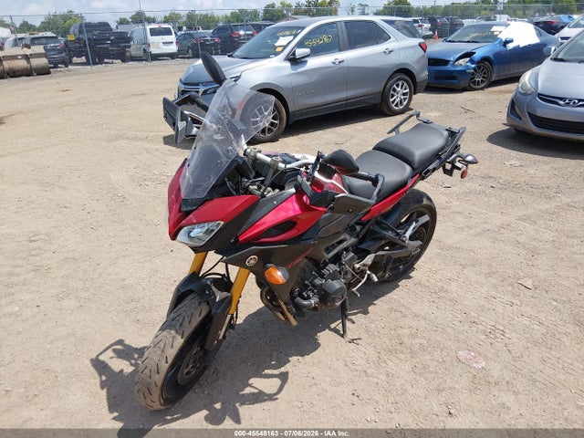 Yamaha FJ09 2015 JYARN37E4FA002120 Image 2