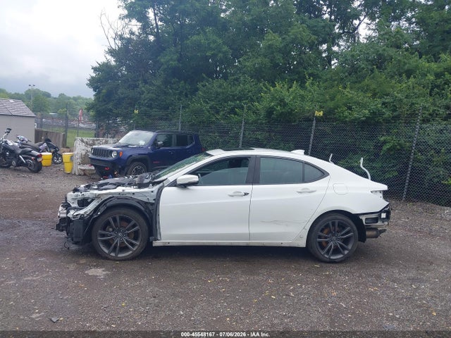Acura TLX 2018 19UUB2F6XJA008798 Image 13
