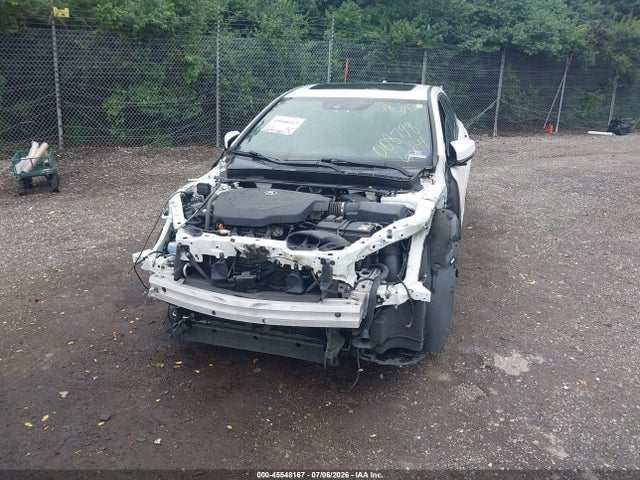 Acura TLX 2018 19UUB2F6XJA008798 Image 17