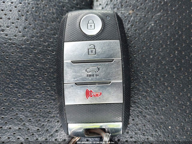 45548220 :رقم المزاد ، 5XYPGDA38HG295316 vin ، 2017 Kia Sorento 2.4l Lx مزاد بيع