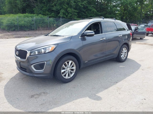 45548220 :رقم المزاد ، 5XYPGDA38HG295316 vin ، 2017 Kia Sorento 2.4l Lx مزاد بيع