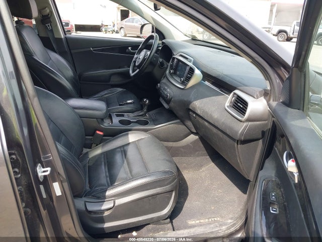 45548220 :رقم المزاد ، 5XYPGDA38HG295316 vin ، 2017 Kia Sorento 2.4l Lx مزاد بيع