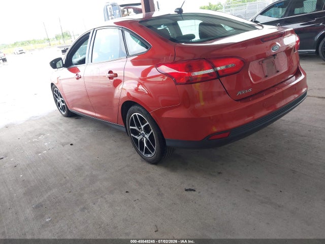 Ford FOCUS SEL 2018 1FADP3H21JL284684 Image 3