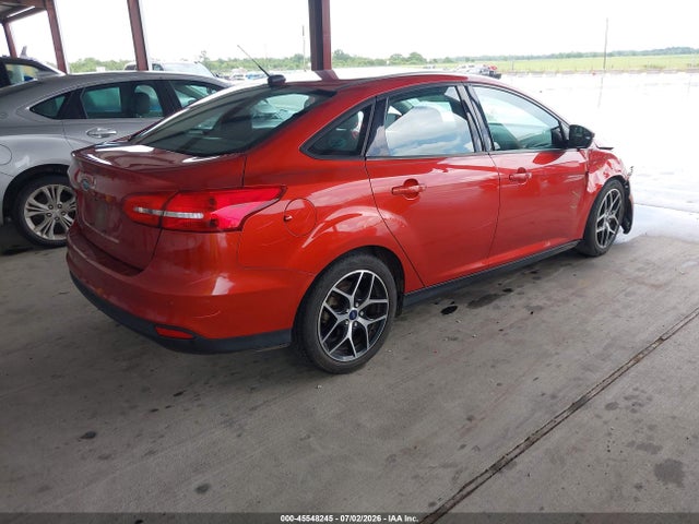 Ford FOCUS SEL 2018 1FADP3H21JL284684 Image 4