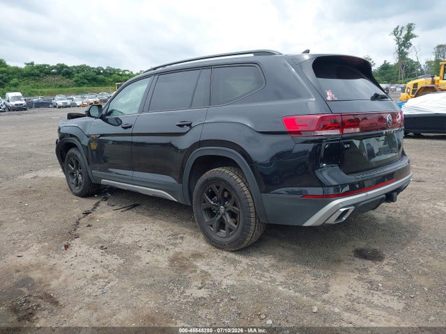 2025 Volkswagen Atlas 2.0t Peak Edition მანქანა იყიდება აუქციონზე, vin: 1V2CR2CA3SC573607, აუქციონის ნომერი: 45548280
